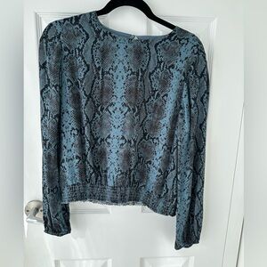 CAMI NYC Blue Snakeskin Silk Print Blouse Top with Elastic Waist Size XL